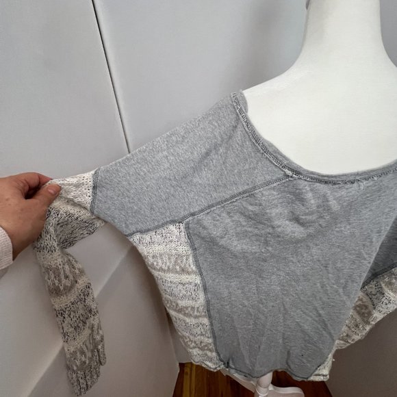Free People Slouchy Oversized Mixed Fabric Sweater Sweatshirt Size Medium - Picture 9 of 14